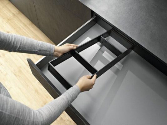 Khay Chia Muỗng Đũa AMBIA-LINE Gỗ Óc Chó ZC7S500RH1 1918643 6 anh3 khay dung gia vi blum ambia line 9