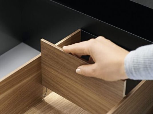 anh4 khay dung gia vi blum ambia line 19