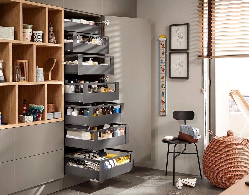 Tủ Đồ Khô Blum "Trợ Thủ Đắc Lực" Cho Nhà Bếp Gọn Gàng 3 Tủ Đồ Khô Blum “Trợ Thủ Đắc Lực” Cho Nhà Bếp Gọn Gàng