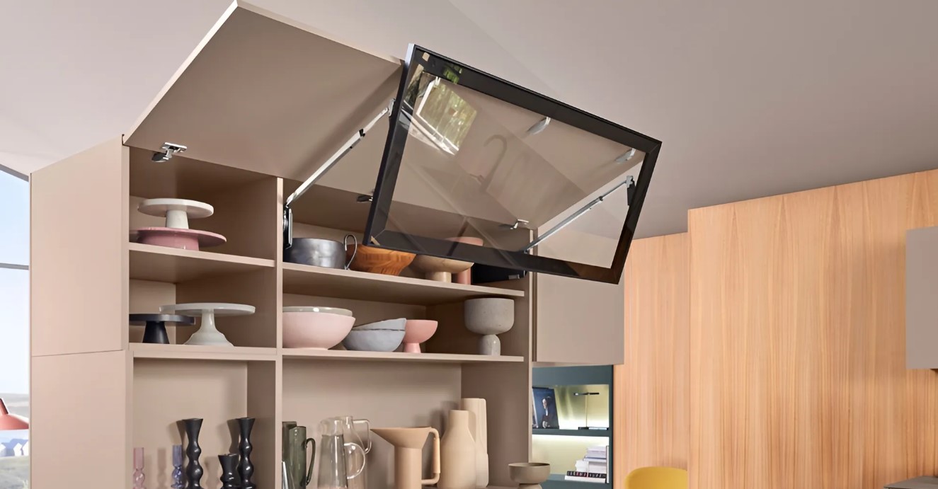 TAY NÂNG BLUM AVENTOS HF TOP – New 2025