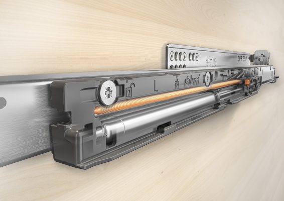 Nhà bếp nhỏ nên dùng phụ kiện gì 2 ray am blum
