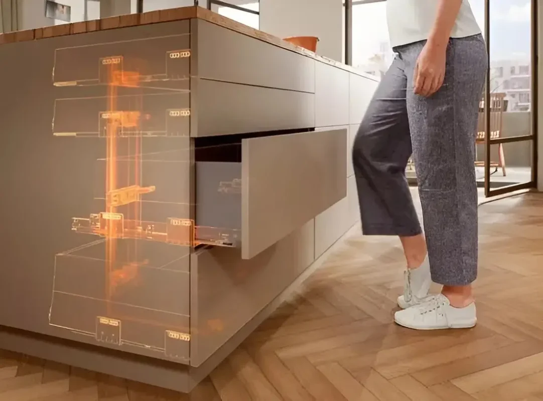 Công nhệ giảm chấn Blum cho ngăn kéo tủ đóng mở nhẹ nhàng